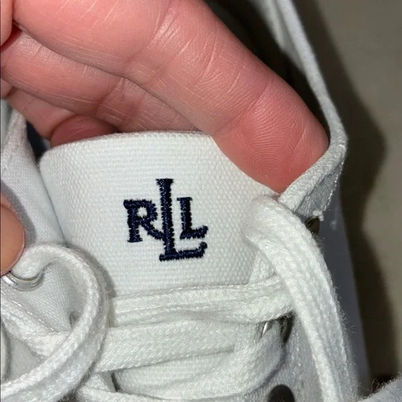 Ralph Lauren Classic White Sneakers Pristine Used Condition Size 7.5B - Picture 6 of 8